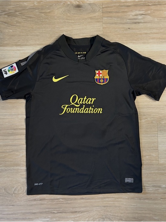 Nike Other - 2011-12 Barcelona Away Shirt Messi #10 Jersey Nike